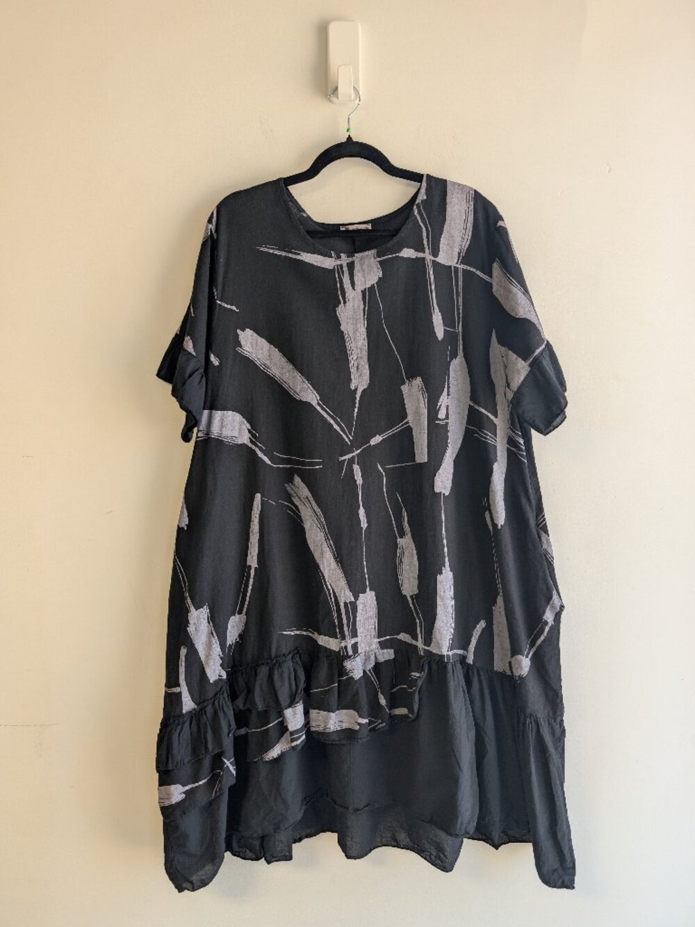 New Collection Made in Italy Lagenlook Linen Dress with ruffle hem